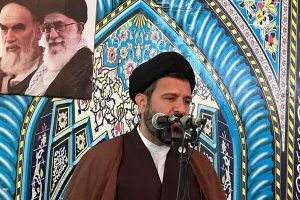 انقلاب اسلامی دست استکبار جهانی را قطع کرد