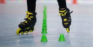 رقابت ۱۳ اسکیت‌سوار سمنانی در مسابقات کشوری فری استایل/ حضور ۱۰ ورزشکار دختر در جمع بهترین‌ها