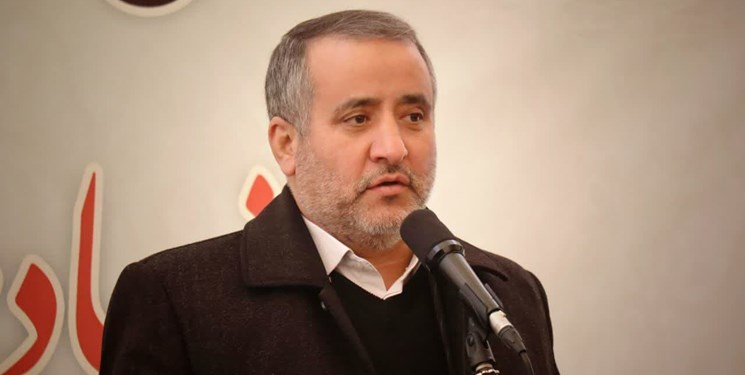 استاندار سمنان: برپایی نمایشگاه انقلاب در مدارس تحقق جهاد تبیین است