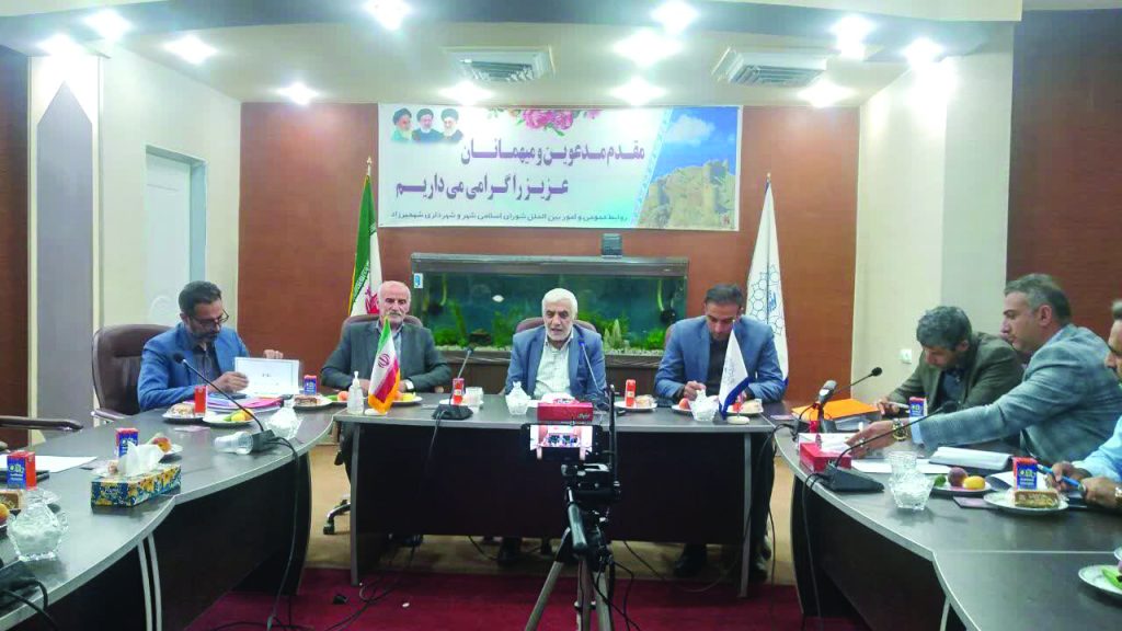 رئیس شورای اسلامی شهر شهمیرزاد اظهار کرد: اصحاب رسانه زبان گویای جامعه و نهادهای خدمتگزار جامعه هستند.