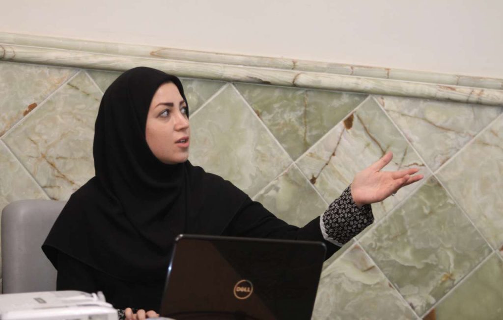 معاون صنایع‌دستی و هنرهای سنتی اداره کل میراث فرهنگی استان سمنان گفت: ۱۵ بازارچه با ۲۰۰ غرفه در نقاط مختلف این استان برای عرضه دست‌سازه‌های هنرمندان صنایع دستی استان در نوروز ۱۴۰۳ برپا شده است.