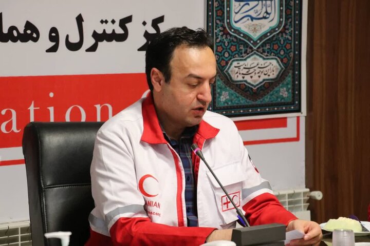 طی هفته گذشته، امدادگران هلال‌احمر استان سمنان به ۱۰ حادثه رانندگی در محورهای استان امدادرسانی کردند؛ حوادثی که متأسفانه سه کشته و ده‌ها مصدوم بر جای گذاشت.