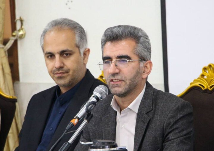 مدیرکل آموزش و پرورش استان سمنان اعلام کرد استفاده از ظرفیت نخبگان فرهنگی، مسیر ارتقای کیفی آموزش در استان را هموار می‌کند؛ سیاستی که همسو با رویکرد وحدت‌محور دولت چهاردهم دنبال می‌شود.