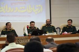 ایجاد شکاف اجتماعی راهبرد دشمن در جنگ شناختی است