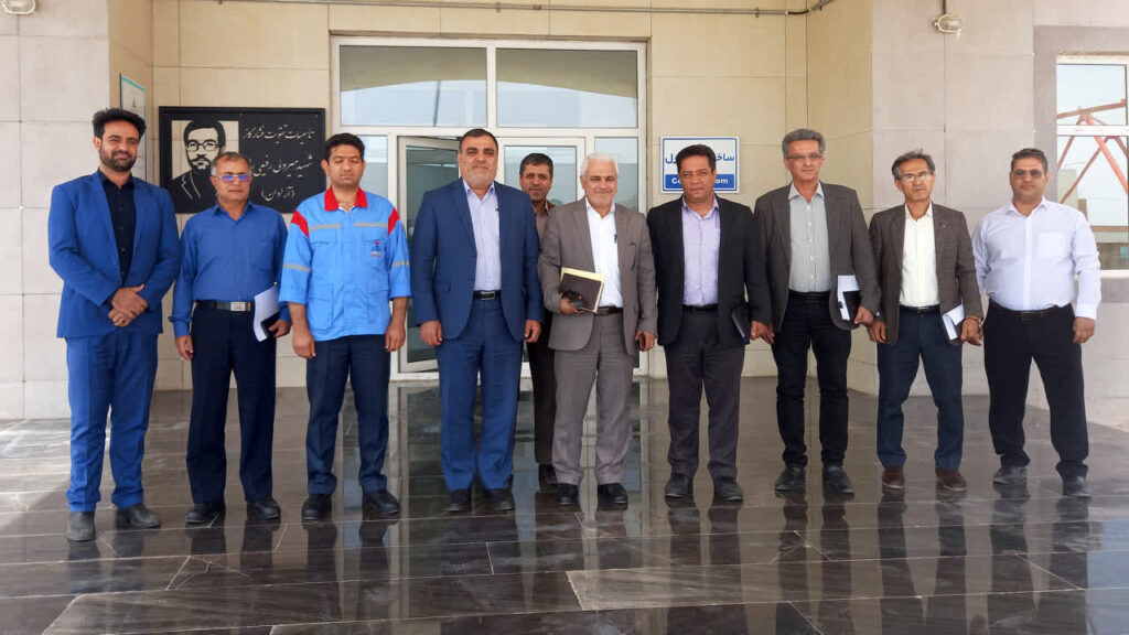 در راستای تقویت همکاری‌های دوجانبه و توسعه زیرساخت‌های ارتباطی، مدیر مخابرات استان سمنان با مدیران ارشد و معاونین شرکت انتقال گاز ایران در محل ایستگاه تقویت فشار گاز آرادان (شهید رفیعی‌راد) دیدار و گفت‌وگو کرد.