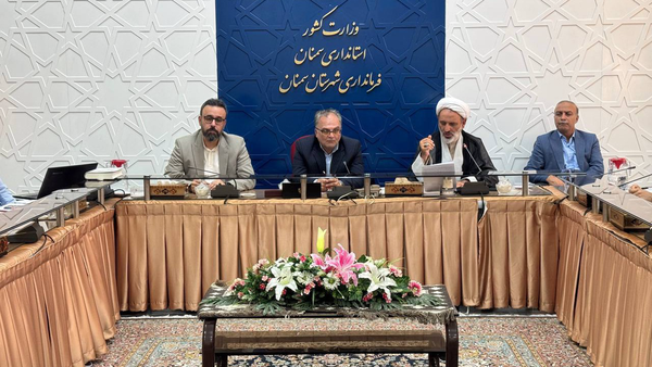 مراسم شادپیمایی بزرگ عید غدیر خم در سمنان روز پنج‌شنبه ۲۴ خردادماه برگزار می‌شود؛ حرکتی مردمی که از ساعت ۱۷ از پل امیرکبیر آغاز و تا میدان امام علی(ع) ادامه خواهد داشت و قرار است جلوه‌ای شاد، منسجم و پرشور از ارادت مردم به ولایت را به نمایش بگذارد.