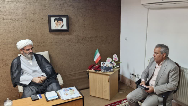 نماینده ولی‌فقیه در استان سمنان با تأکید بر اهمیت حفظ منابع طبیعی، اعلام کرد اجرای طرح‌های توسعه‌ای و عمرانی نباید بهانه‌ای برای تخریب عرصه‌های ملی و سرمایه‌های طبیعی شود و همه دستگاه‌ها و مردم باید در صیانت از این مواهب الهی مشارکت فعال داشته باشند.