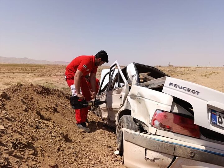 به گزارش پایگاه خبری صبح بخیر نیوز، سرهنگ علیرضا بسطامی، جانشین پلیس راه استان سمنان، اعلام کرد که طی چهار ماه نخست سال جاری، تصادفات فوتی در استان ۲۶ درصد کاهش یافته است.