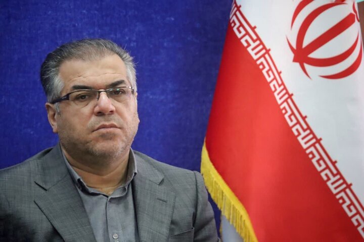 معاون سیاسی، امنیتی و اجتماعی استاندار سمنان اعلام کرد که برای پیشبرد اهداف سیاسی و اجتماعی و ارتقای تعاملات حزبی، «خانه احزاب» هرچه سریع‌تر در استان راه‌اندازی خواهد شد.