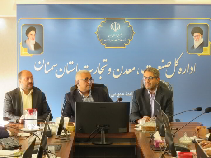 معاون قضایی دادگستری استان سمنان از اجباری شدن درج شرط داوری در تمامی قراردادهای اصناف و اتحادیه‌های این استان خبر داد و گفت: از این پس، نظرات فنی و تخصصی داوران در اختلافات صنفی دارای اعتبار قانونی است.