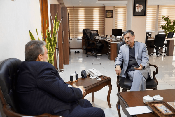 در دیدار استاندار سمنان با رئیس ستاد اجرایی فرمان امام(ره)، مقرر شد مسؤولیت تعیین‌تکلیف و ساماندهی کاروانسرای تاریخی آهوان با محوریت استاندار استان اجرایی شود.