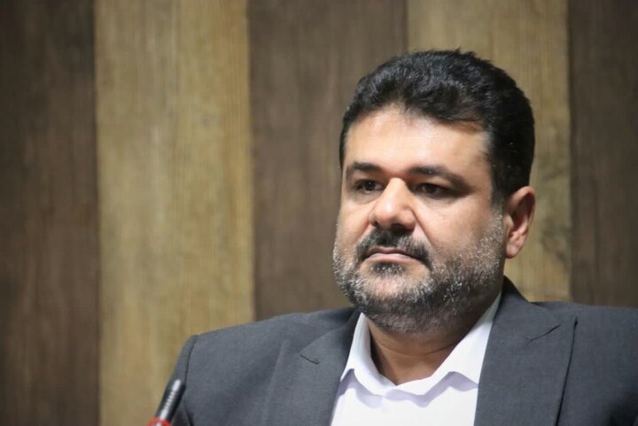 نماینده مردم گرمسار و آرادان در مجلس شورای اسلامی با تأکید بر جایگاه مؤثر بانوان در سطوح مختلف مدیریتی گفت: امروز زنان توانمند، مسئولیت بسیاری از پست‌های حساس و کلیدی مدیریتی را در این دو شهرستان برعهده دارند.
