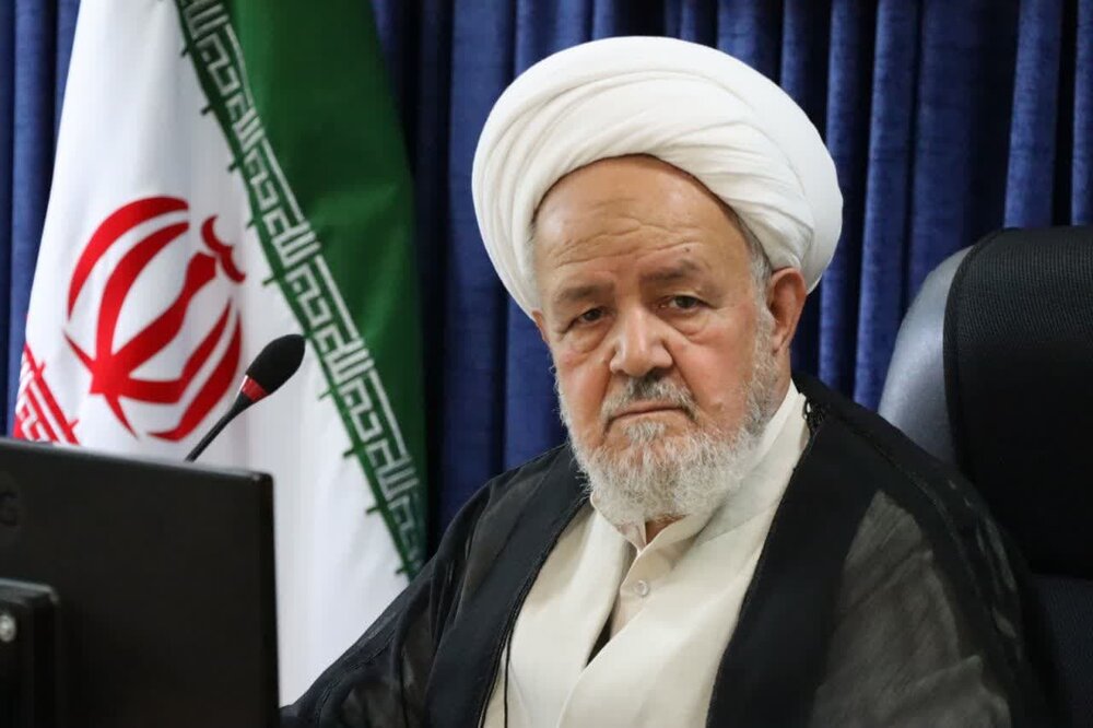 حجت الاسلام و المسلمین سعیدی گفت: آیت‌الله شاهچراغی عمر پربرکت خود را در مسیر ترویج معارف اسلامی، خدمت به مردم و صیانت از ارزش‌های انقلاب اسلامی سپری کرد.