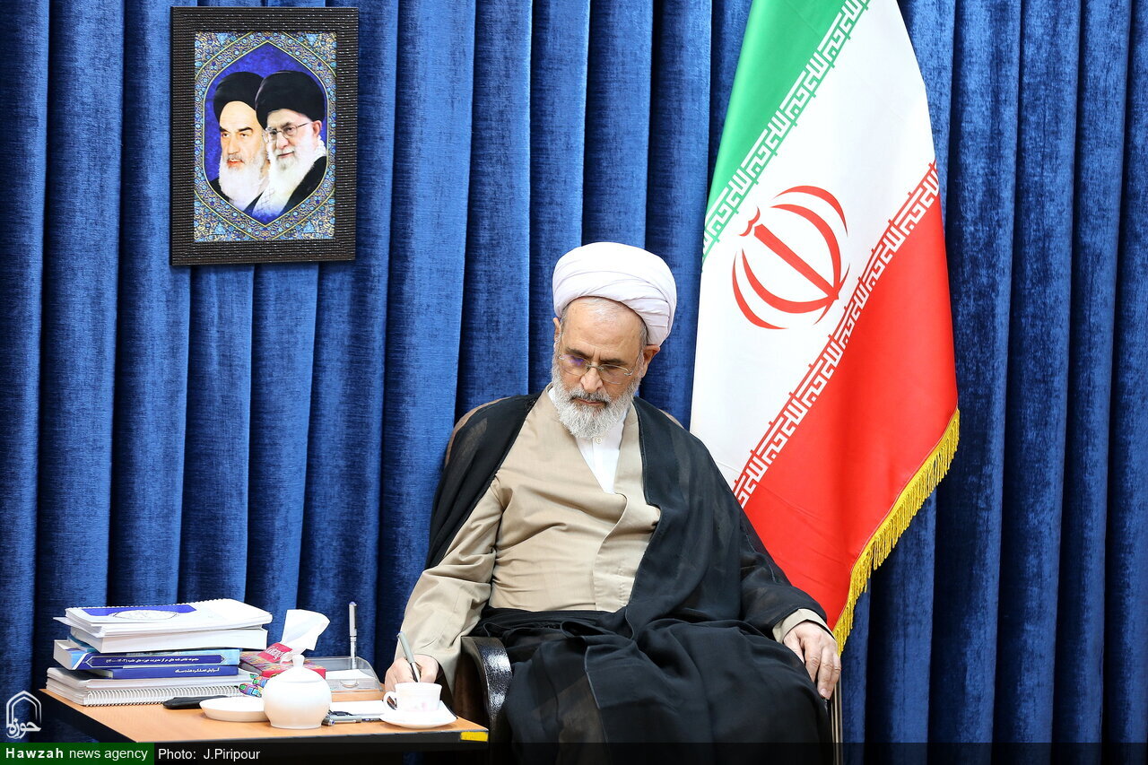 مدیر حوزه های علمیه کشور درگذشت عالم مجاهد و روحانی بااخلاص آیت الله حاج سید محمد شاهچراغی(ره) را تسلیت گفت.