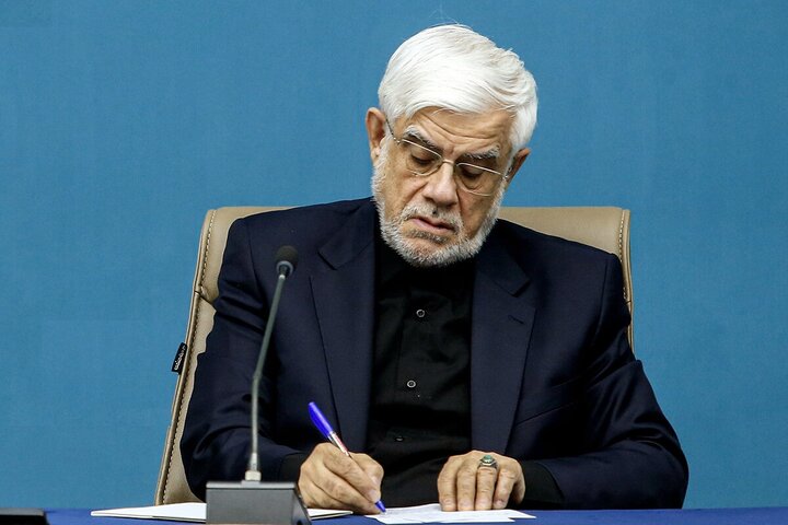 در پی ارتحال آیت‌الله سیدمحمد شاهچراغی، نماینده پیشین ولی فقیه و عضو سابق مجلس خبرگان رهبری، محمدرضا عارف در پیامی این ضایعه را تسلیت گفت.